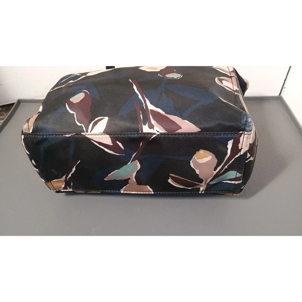 Kate Spade Tote Bag Womens Medium Black Good Floral Nylon Leather Trim Shoulder
